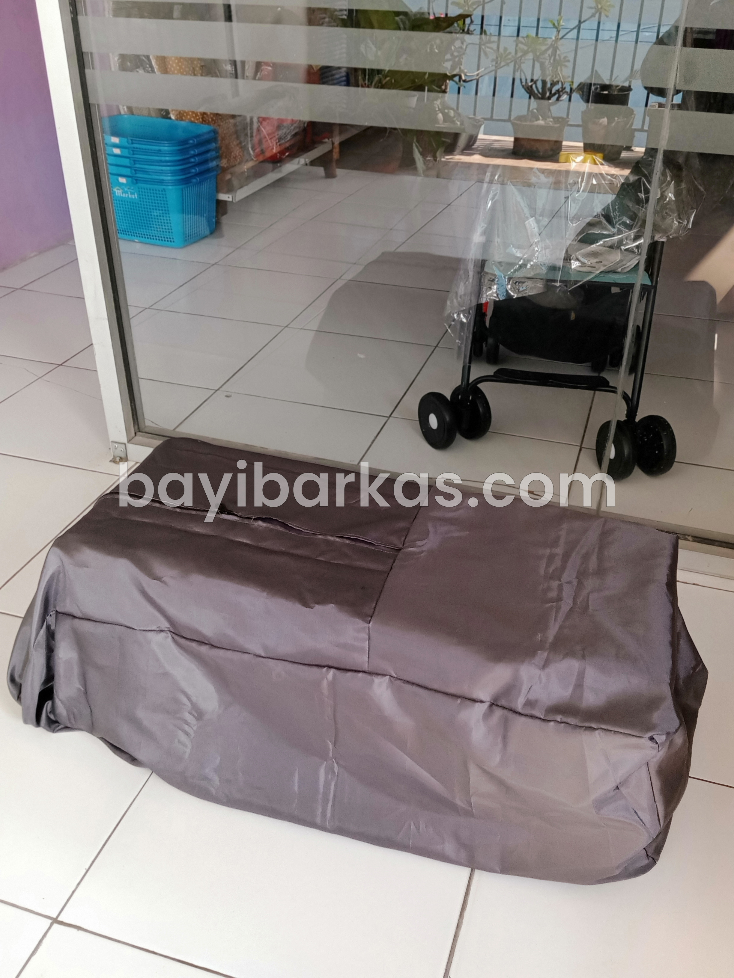 Box Bayi PLIKO "Next To Me" Abu-abu *Second (BP. MFA)