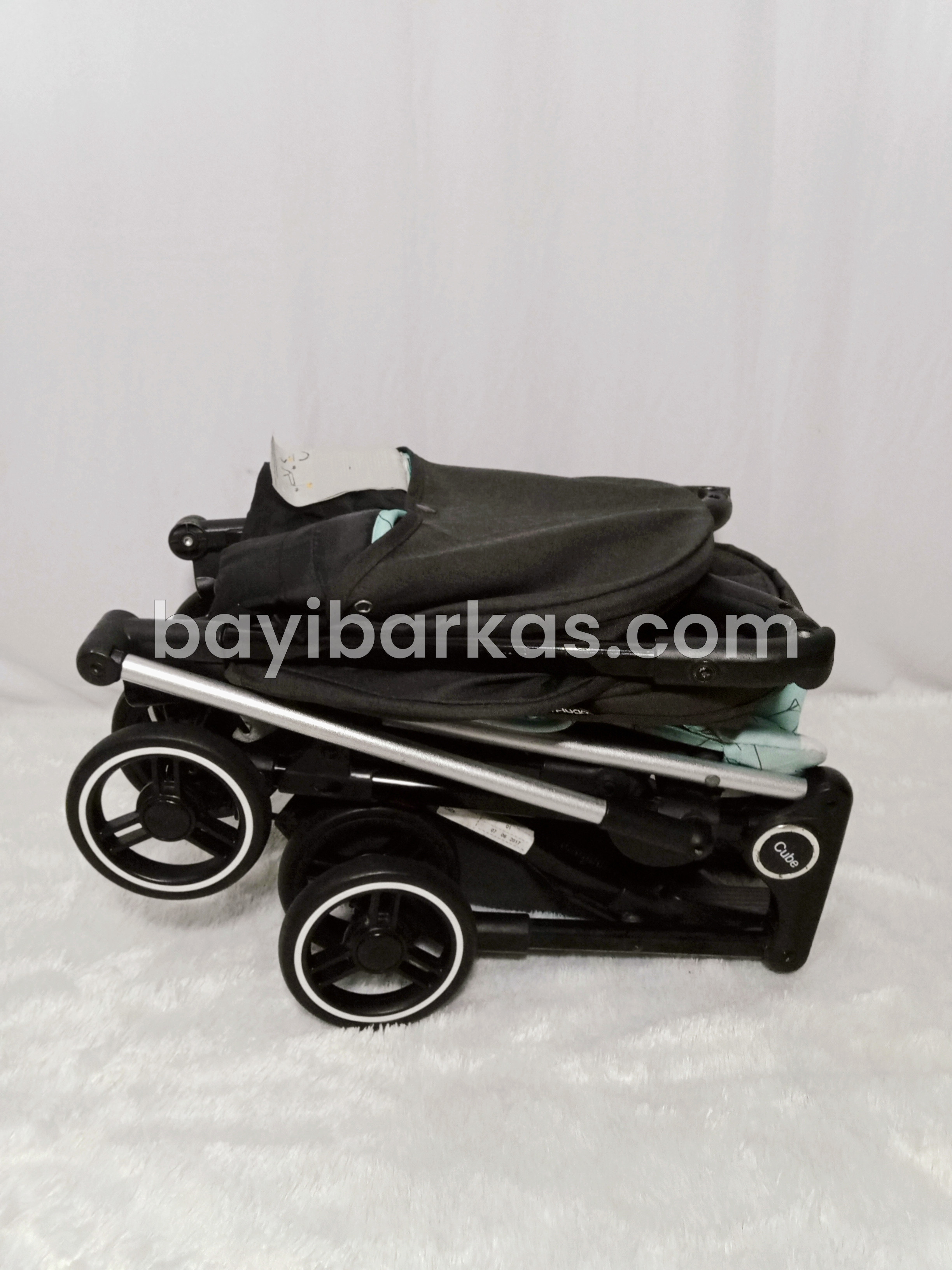 Stroller Cabin Size BABY HUGO *Second (BP. NA)