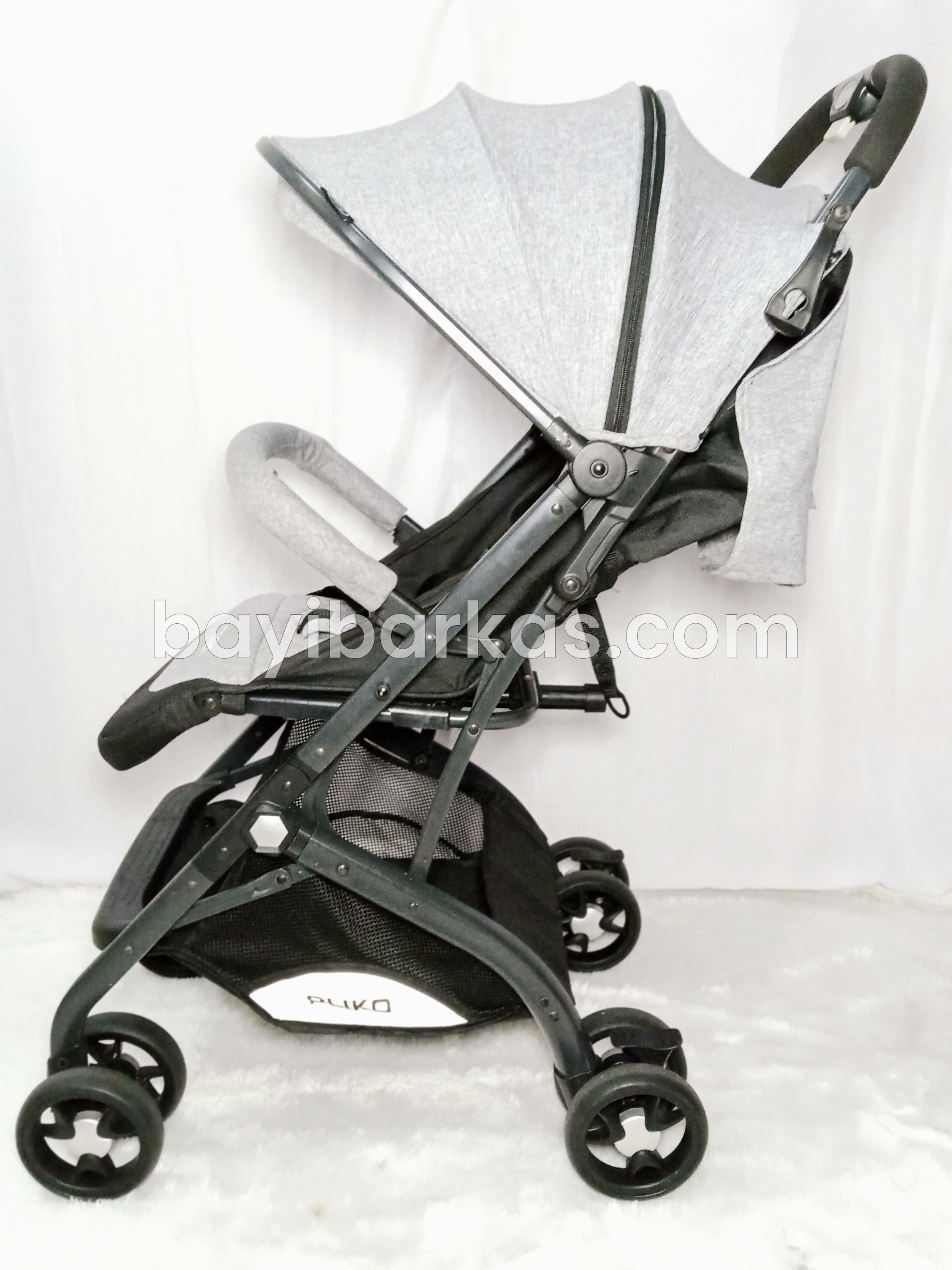 Stroller Pliko "Trek" Abu-Abu *SECOND (TJ.141-1/MFA)