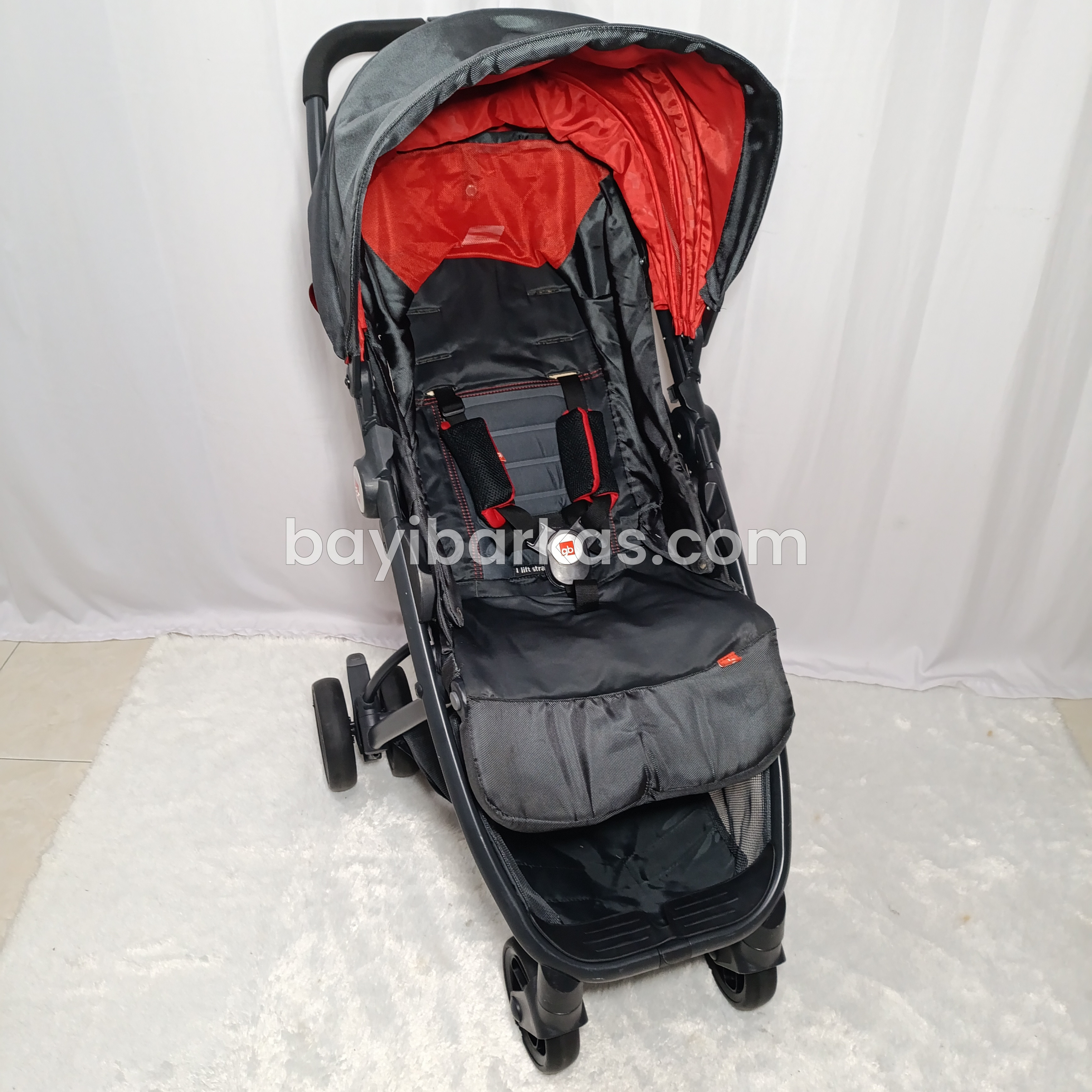 Stroller Cocolatte  GB ' Ellum' second (BP MA)