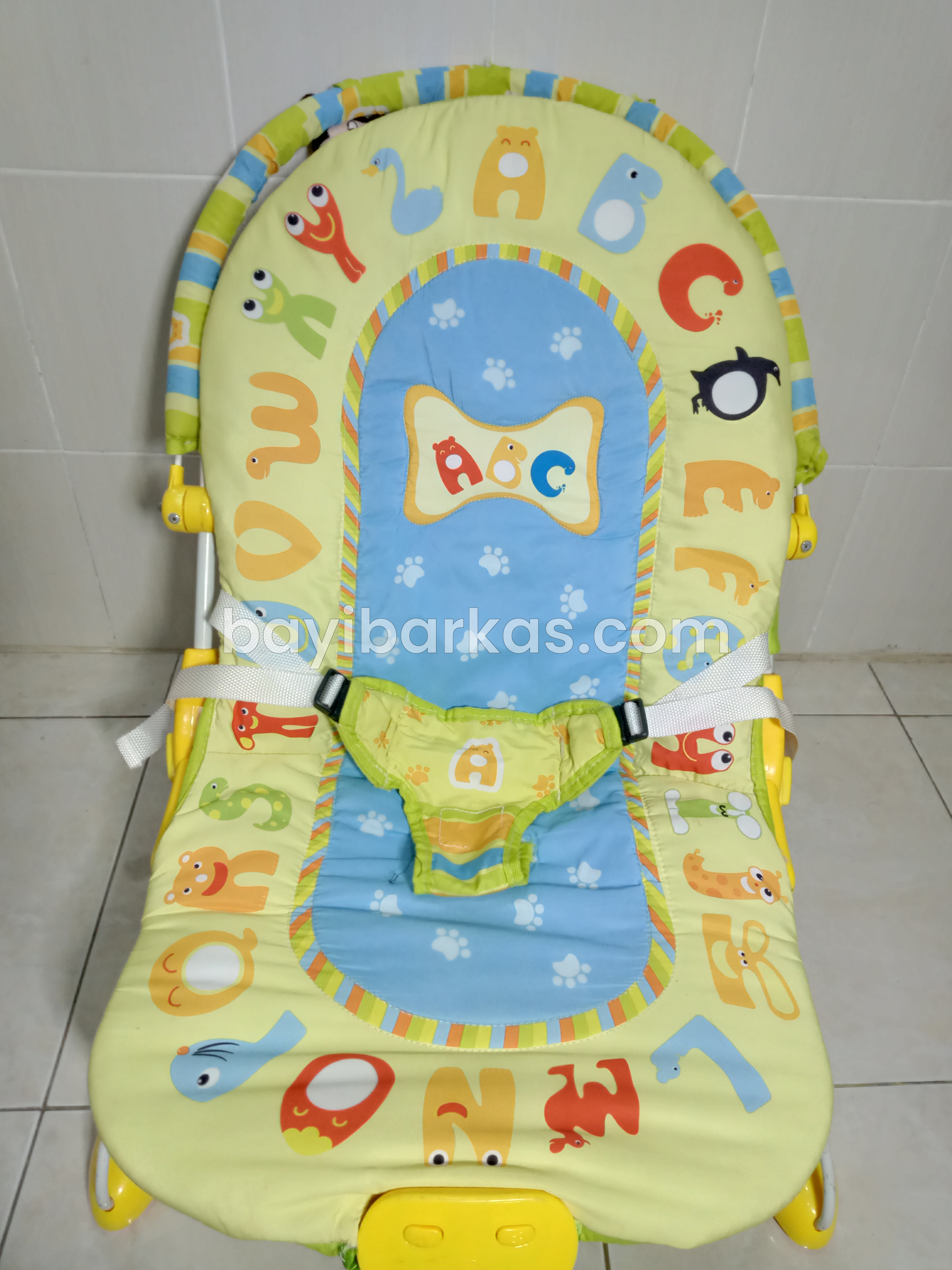 Bouncer alfabet warna kuning *Second (BP.ZA)